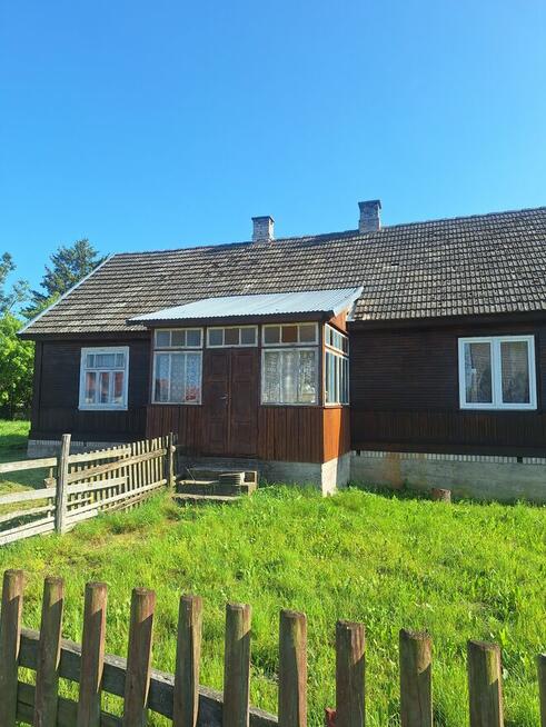 Sprzedam pośiadłość 7800m.