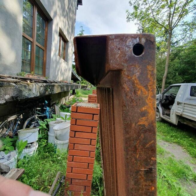 nowa masywna solidnie wykonana brama przesuwna