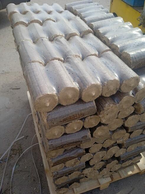 brykiet kominkowy debowy bukowy opałowy lisciaty