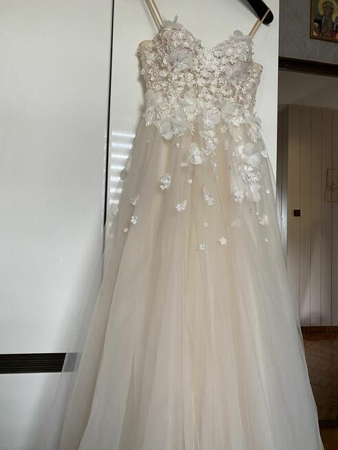 Suknia ślubna piękna rozcięcie na nogę oddzielne rękawki r.S