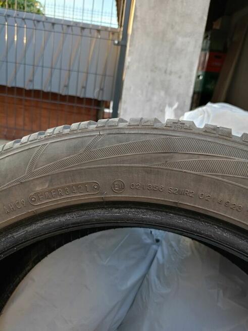 Opony Zimowe 215/55 R 18 FALKEN 4 szt