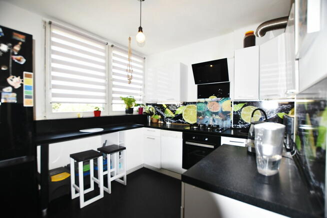 ATRAKCYJNA CENA/ 2 pok/balkon/centrum