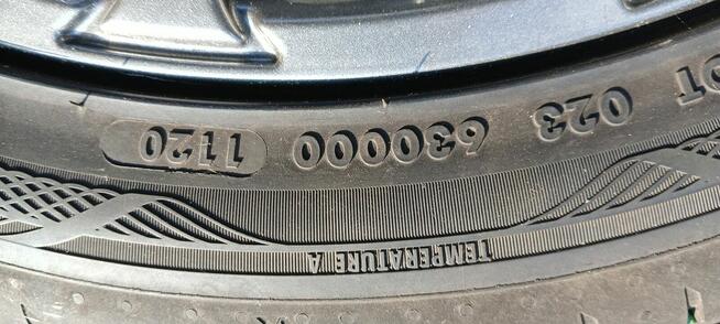 Alfa Romeo Felgi Aluminiowe z oponami 17