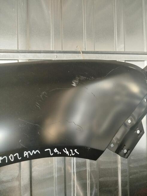 Škoda Fabia błotniki nadwozia prawy i lewy