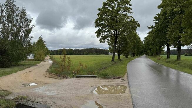 Sprzedam działkę budowlaną 1000 m2 Cisza i Spokój obok lasu