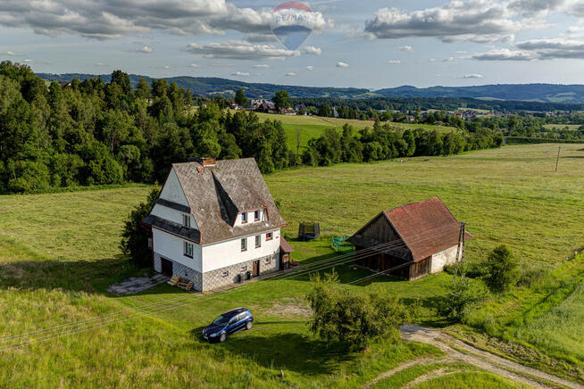Dom do remontu na ponad 35 ar działce!