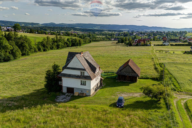 Dom do remontu na ponad 35 ar działce!