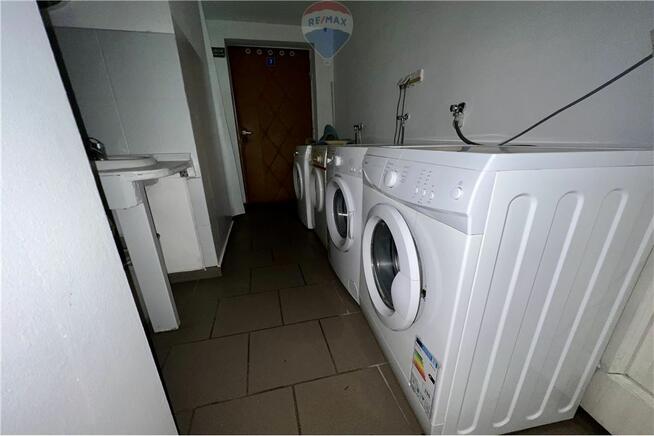 Kwatery pracownicze dom w zabudowie bliźniaczej