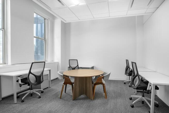 Prywatna 3-4 - osobowa  w Regus Okraglak