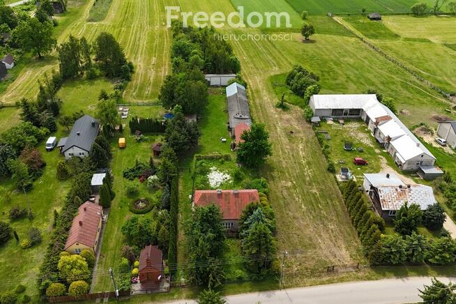 Urokliwa działka z domem