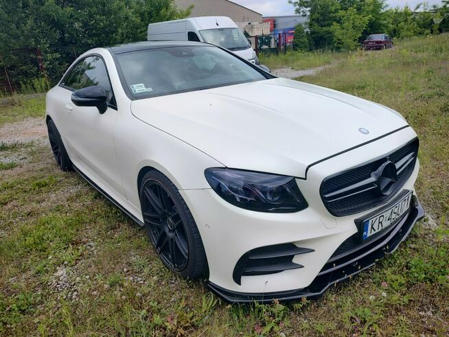 Mercedes E 230