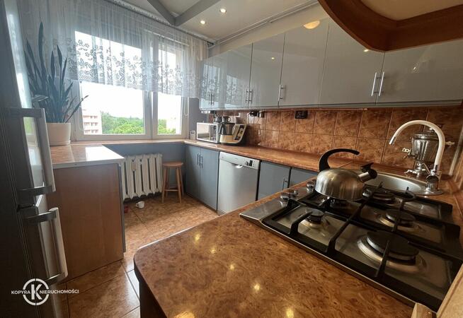 Na sprzedaż 3-pokojowe mieszkanie z balkonem