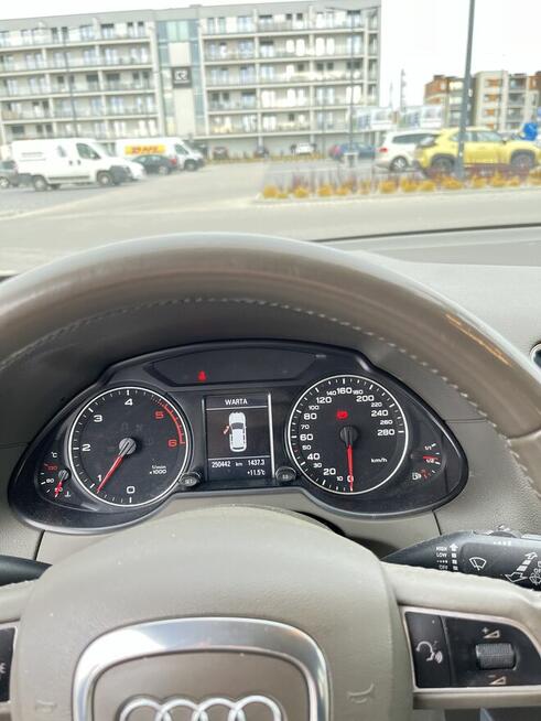 Sprzedam AudiQ5 quattro