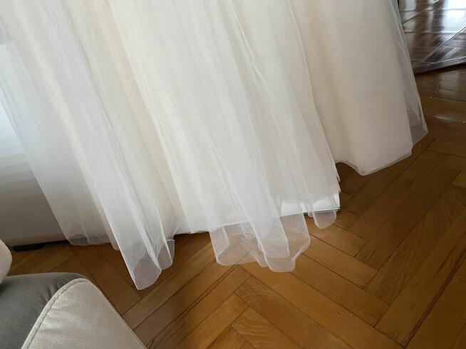 Suknia ślubna piękna rozcięcie na nogę oddzielne rękawki r.S