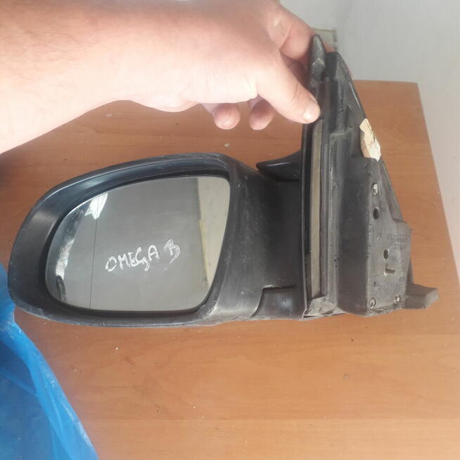 Lusterko elektryczne kierowcy OPEL OMEGA B PRZED LIFTEM.