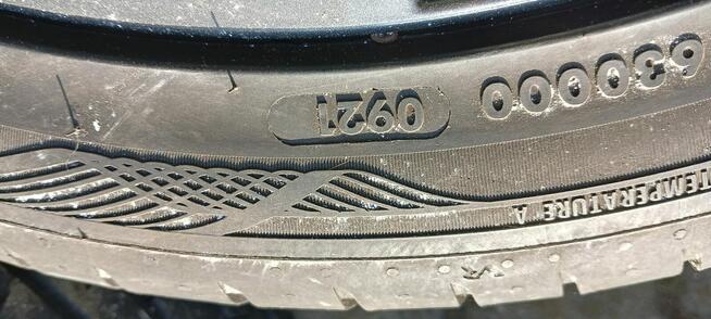 Alfa Romeo Felgi Aluminiowe z oponami 17