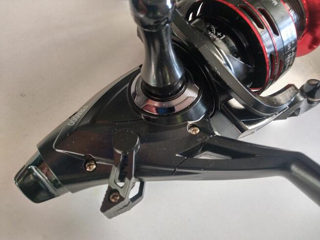 FL Black Shadow FR 6000 wolny bieg na karpie