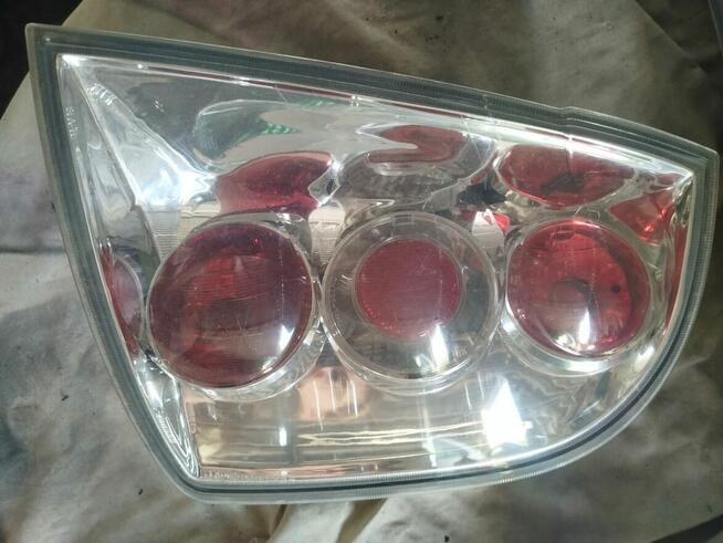 Komplet Lamp tylnych Škoda Fabia 1