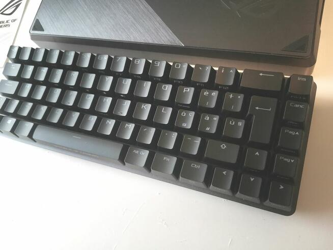 Klawiatura gamingowa ASUS ROG Falchion IT Bezprzewodowa
