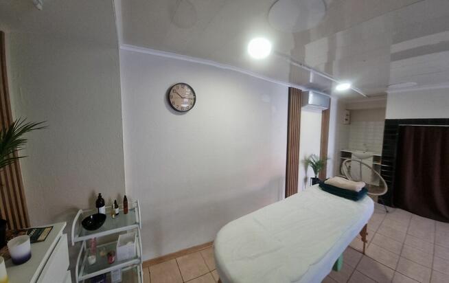 Pawilon usługowo-handlowy