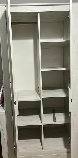 Komplet mebli w bardzo dobrym stanie.