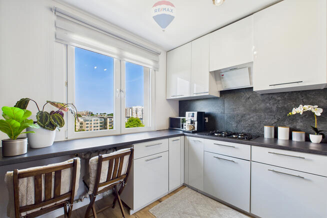 Na sprzedaż mieszkanie 2 pokoje, pow. 48,9 m²