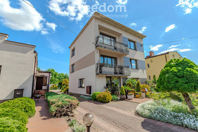 Dom w centrum Nadarzyna na firmę, mieszkaniowy