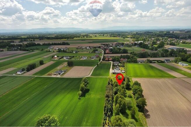 Działka 2700m2 z wydanymi warunkami zabudowy