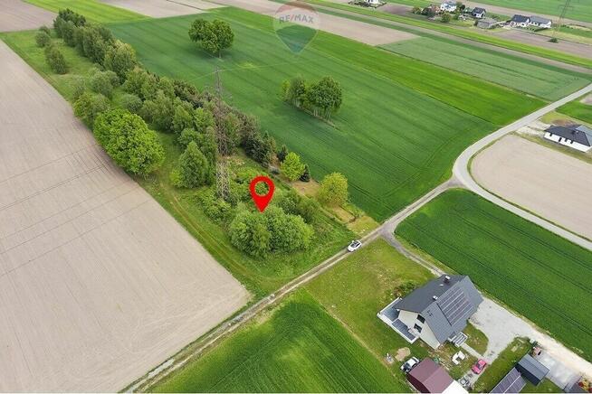 Działka 2700m2 z wydanymi warunkami zabudowy