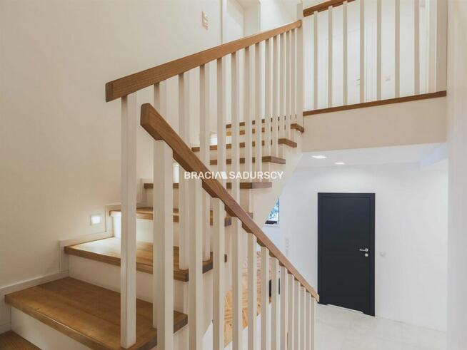 Dom Świątniki Górne Wrzasowice, Wrząsowice, Urocza