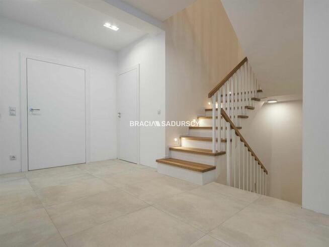 Dom Świątniki Górne Wrzasowice, Wrząsowice, Urocza