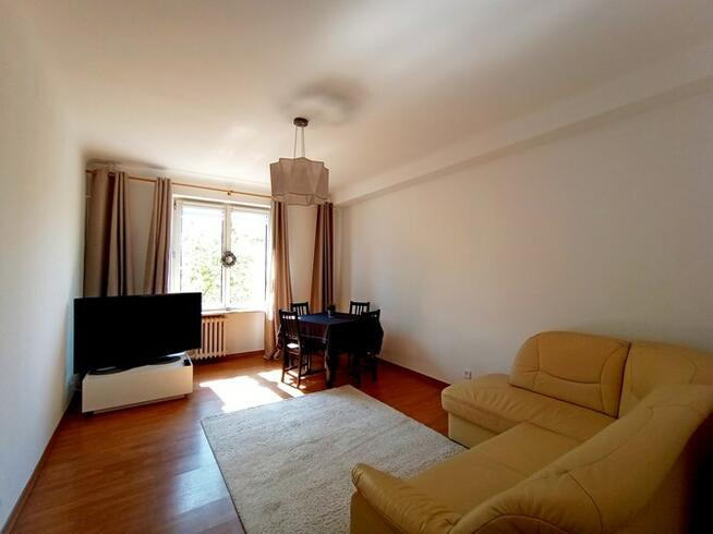 2 pokoje w okolicy st. metra, 52m2 -  Brechta 5