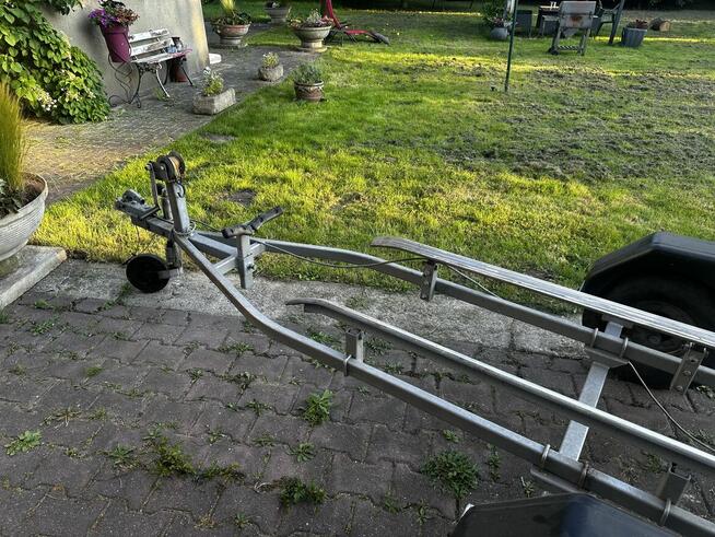 Przyczepa pod skuter wodny