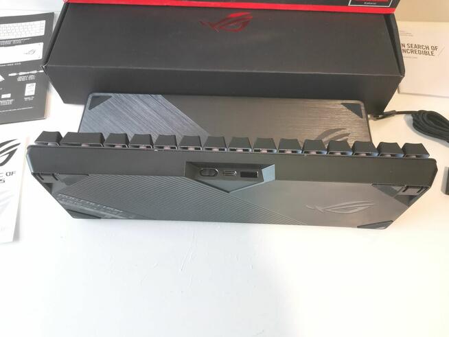 Klawiatura gamingowa ASUS ROG Falchion IT Bezprzewodowa