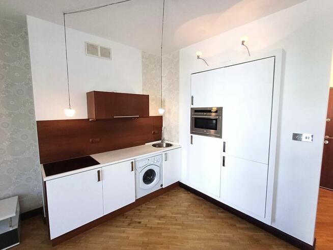 Wilanów, studio 30mkw, miejsce postojowe