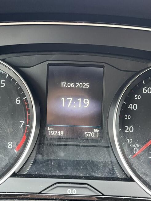 Volkswagen Passat buissnes 2022 przebieg 19248 km