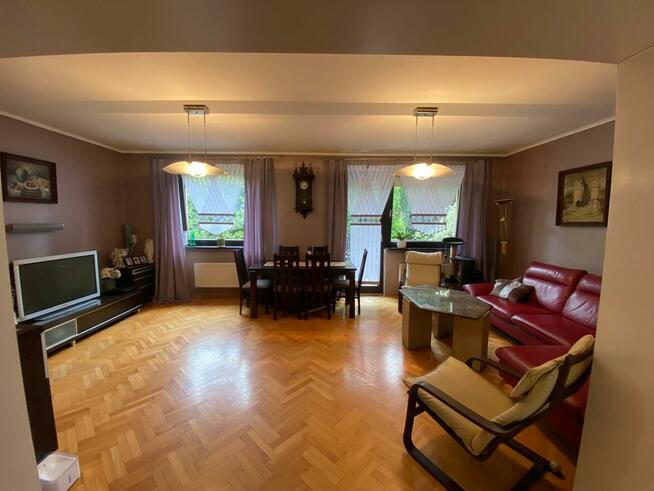 Na sprzedaż – narożny szeregowiec w doskonałej lokalizacji