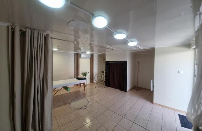 Pawilon usługowo-handlowy