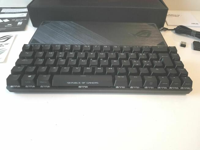 Klawiatura gamingowa ASUS ROG Falchion IT Bezprzewodowa