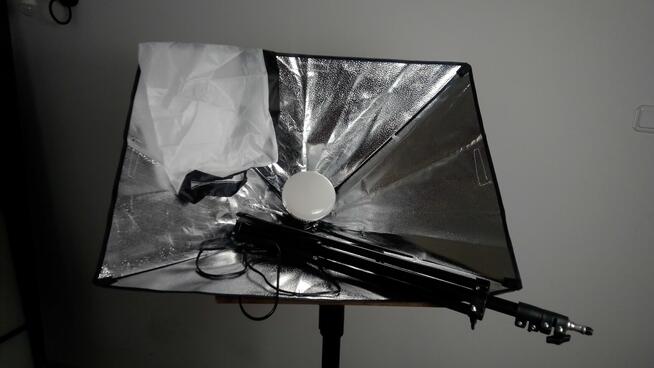 Softbox 50-70 + statyw 2 metry + lampa LED 85W + pilot. 4 sz