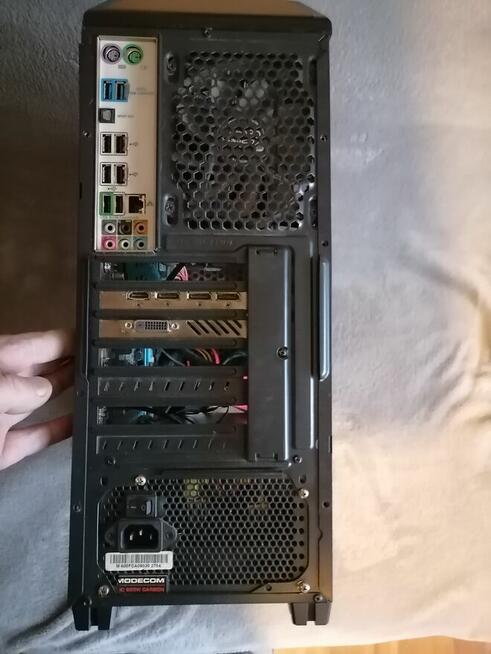 3 LETNI ZESTAW GAMINGOWY WIN 10 RADEON FX 570 6 RDZ 5TB 128