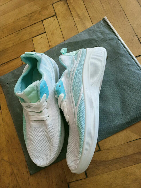 Adidasy Damskie Biało Miętowe Rozmiar 40 wkładka 24,5cm
