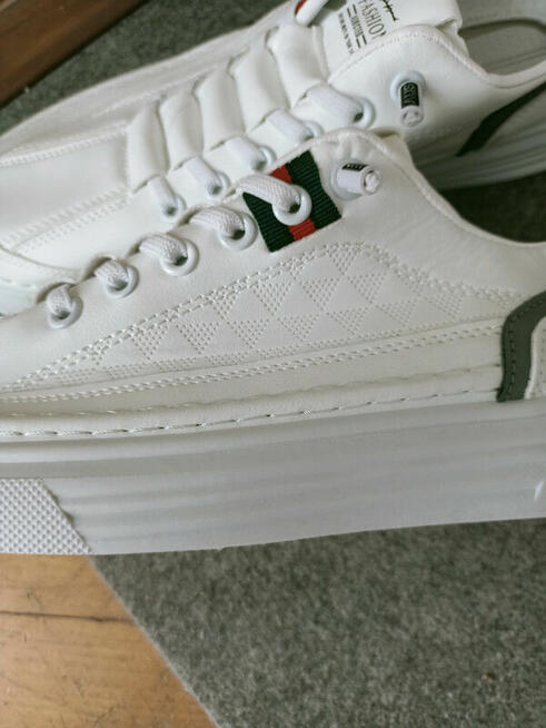 Nowe męskie skórzane buty Roz.43,5 wkładka 27cm