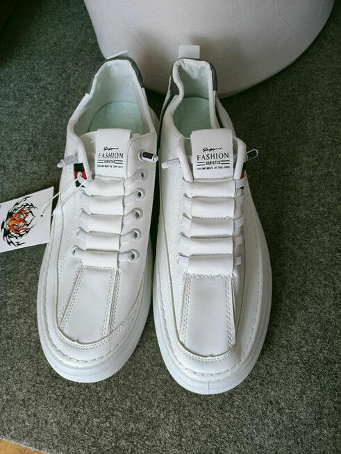 Nowe męskie skórzane buty Roz.43,5 wkładka 27cm