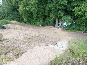 Działka 1.25 h z linią brzegową jeziora, plaża i winnicą