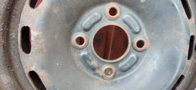 Koła z oponami zimowymi 175/65R14