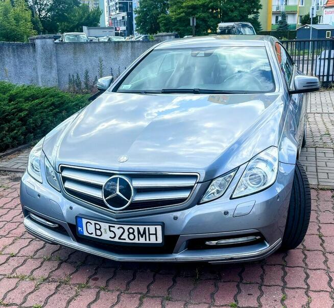 Mercedes-Benz Klasa E W212 Użytkowany przez kobietę