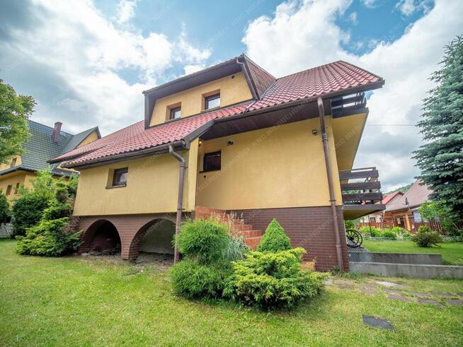 Dom w zabudowie bliźniaczej w Skawicy