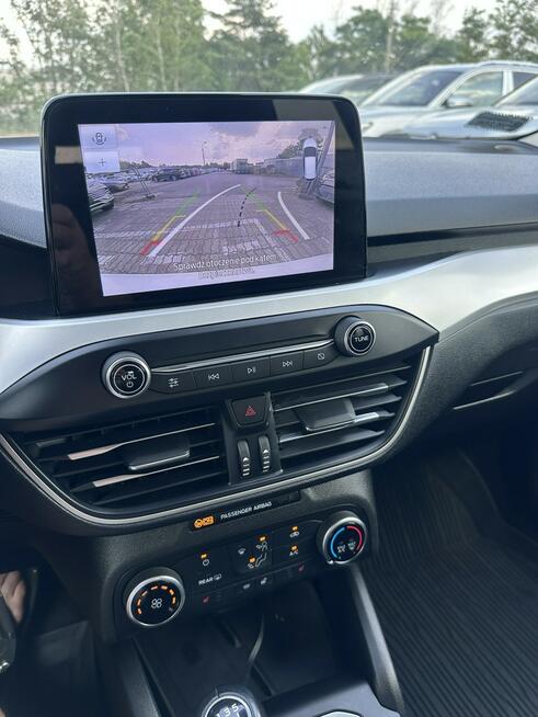 Ford Focus Salon Polska fv23