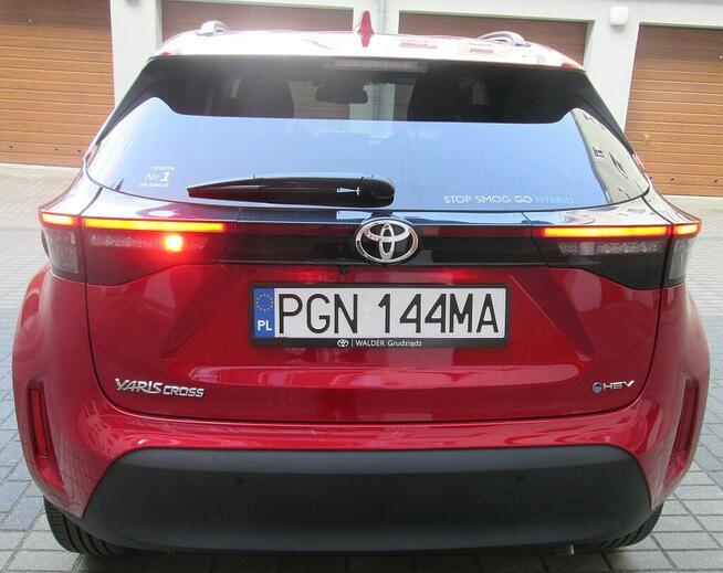 Toyota Yaris Cross Hybryd automat 130 KM 1500 cm^3